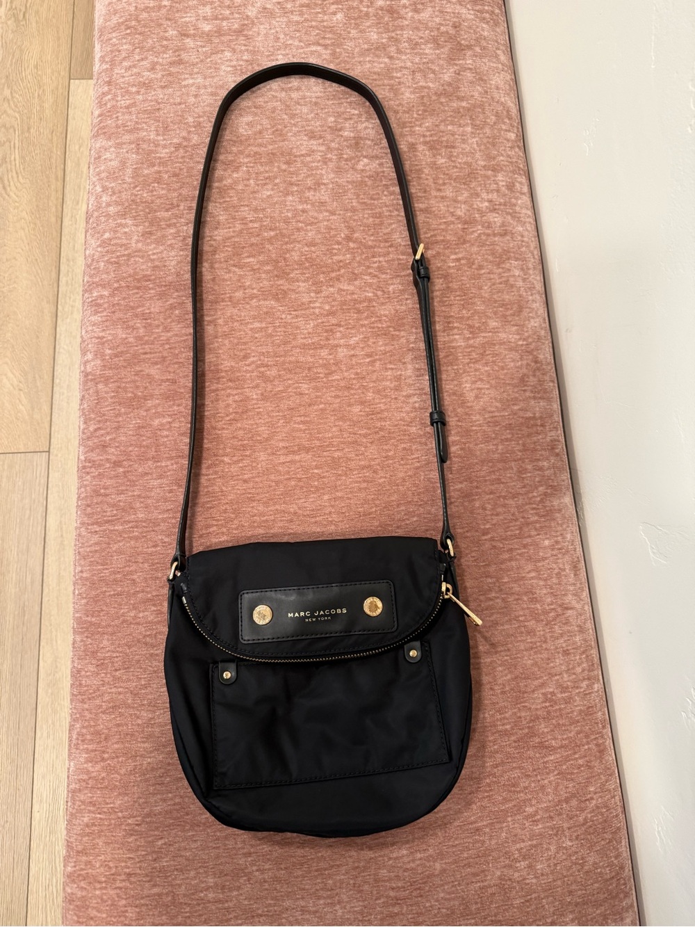 Marc Jacobs Black Nylon Messenger Bag with Gold Accents - Picture 7 of 8